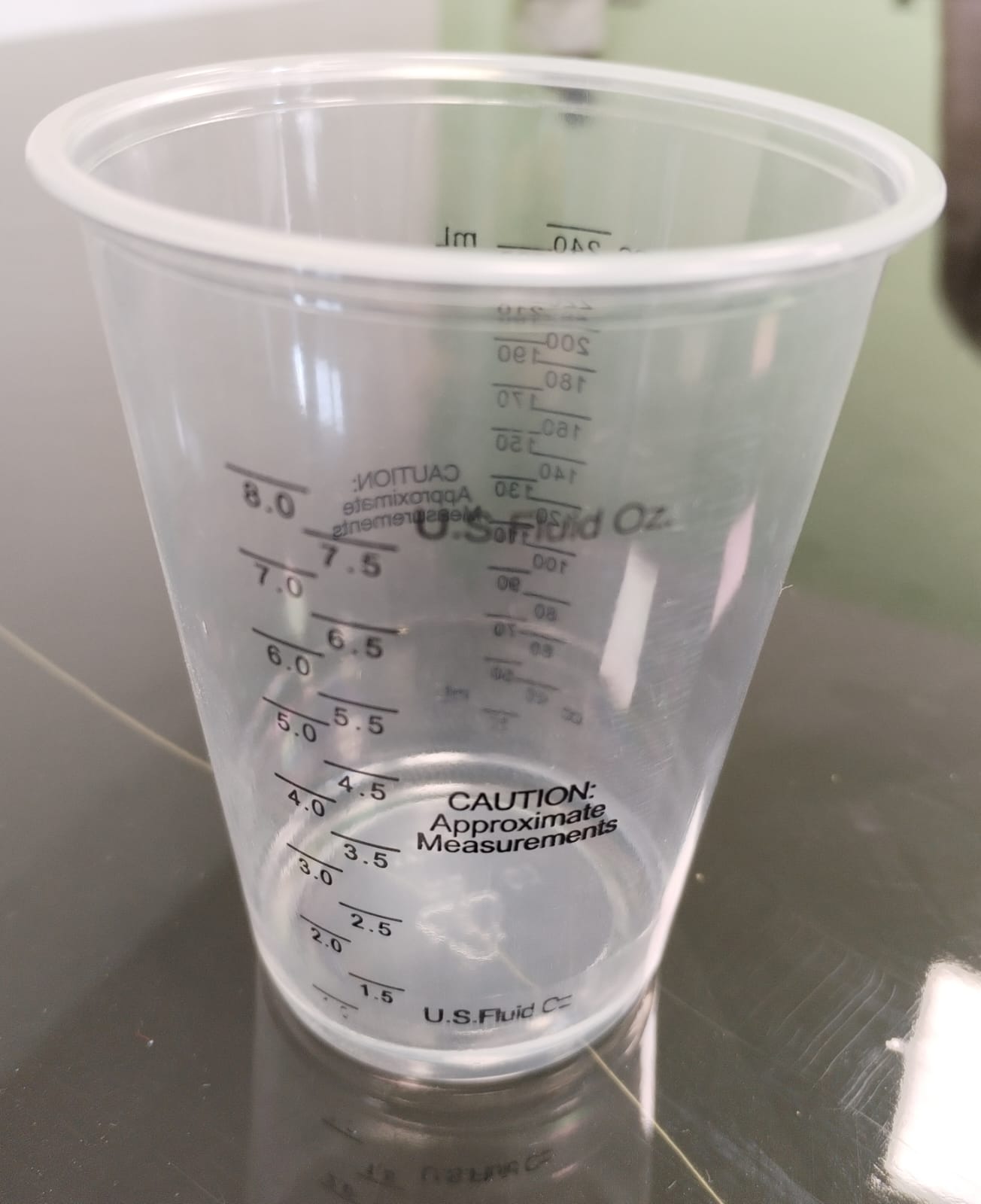 Vaso medidor de 240ml